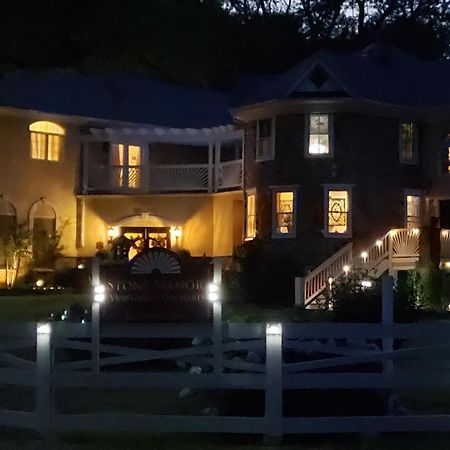 Stone Manor Boutique Inn Britain Eksteriør billede