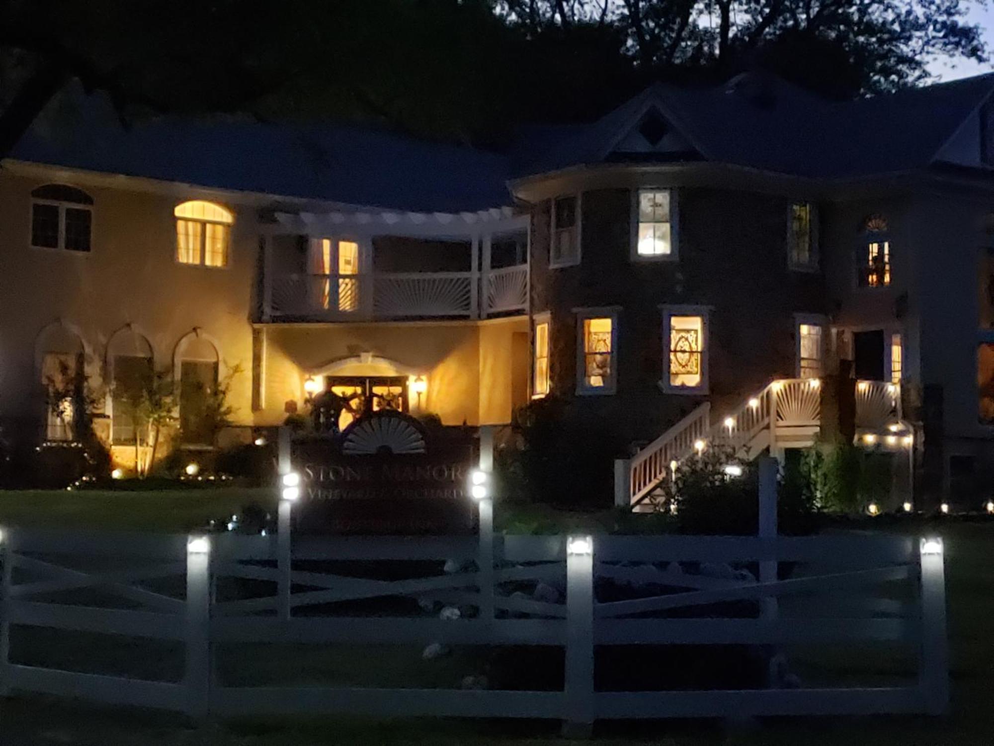 Stone Manor Boutique Inn Britain Eksteriør billede